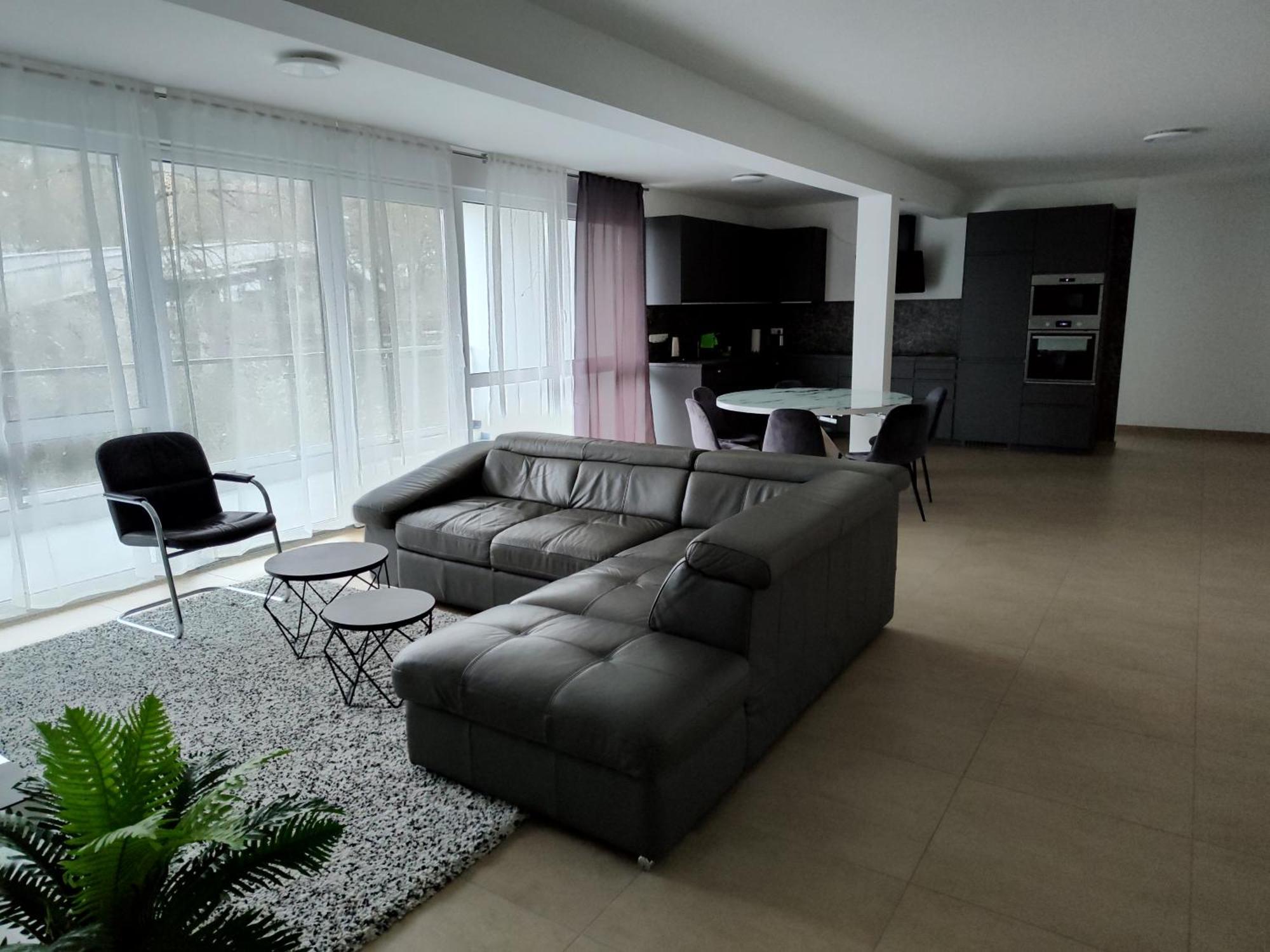 Hotel Valley Of Business Frankfurt-Airport - Grey Label Penthouse Hofheim am Taunus Extérieur photo